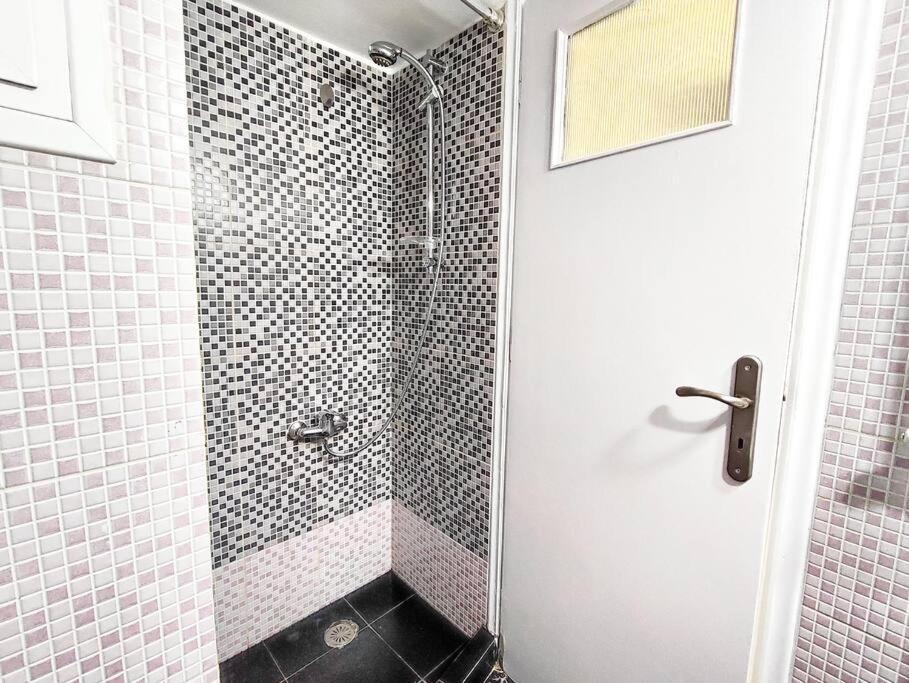 As ✓Two Bedroom Apartment In Thissio Αθήνα Εξωτερικό φωτογραφία