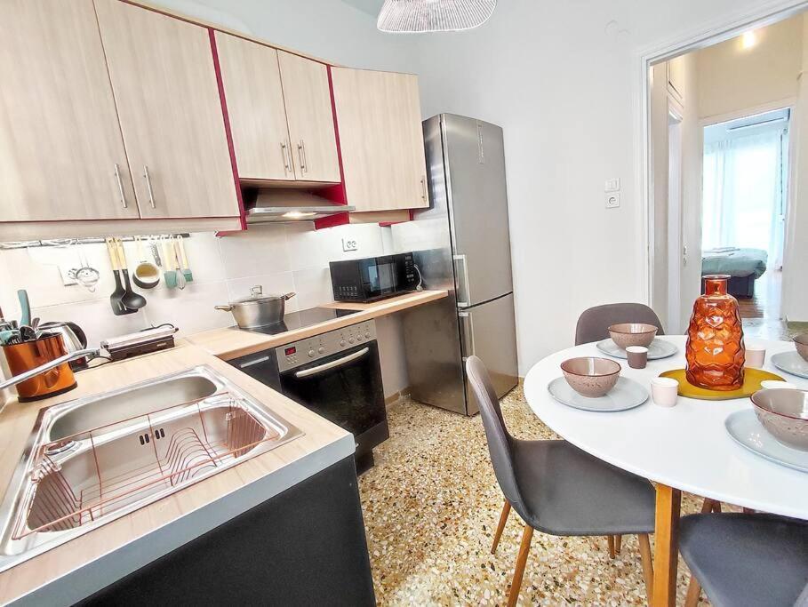 As ✓Two Bedroom Apartment In Thissio Αθήνα Εξωτερικό φωτογραφία